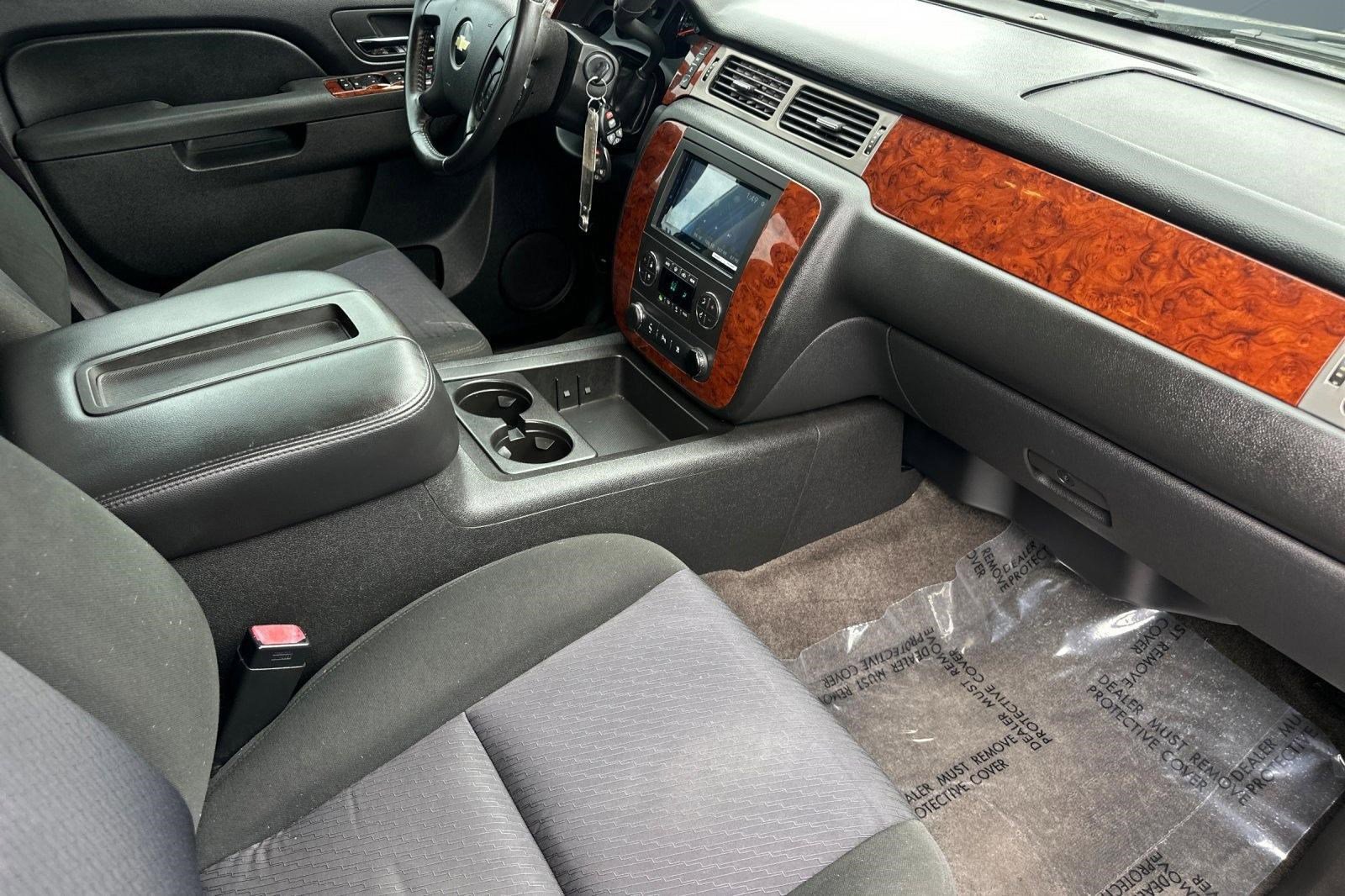Used 2010 Chevrolet Tahoe LS w/ Regional Value Package RWD image 31