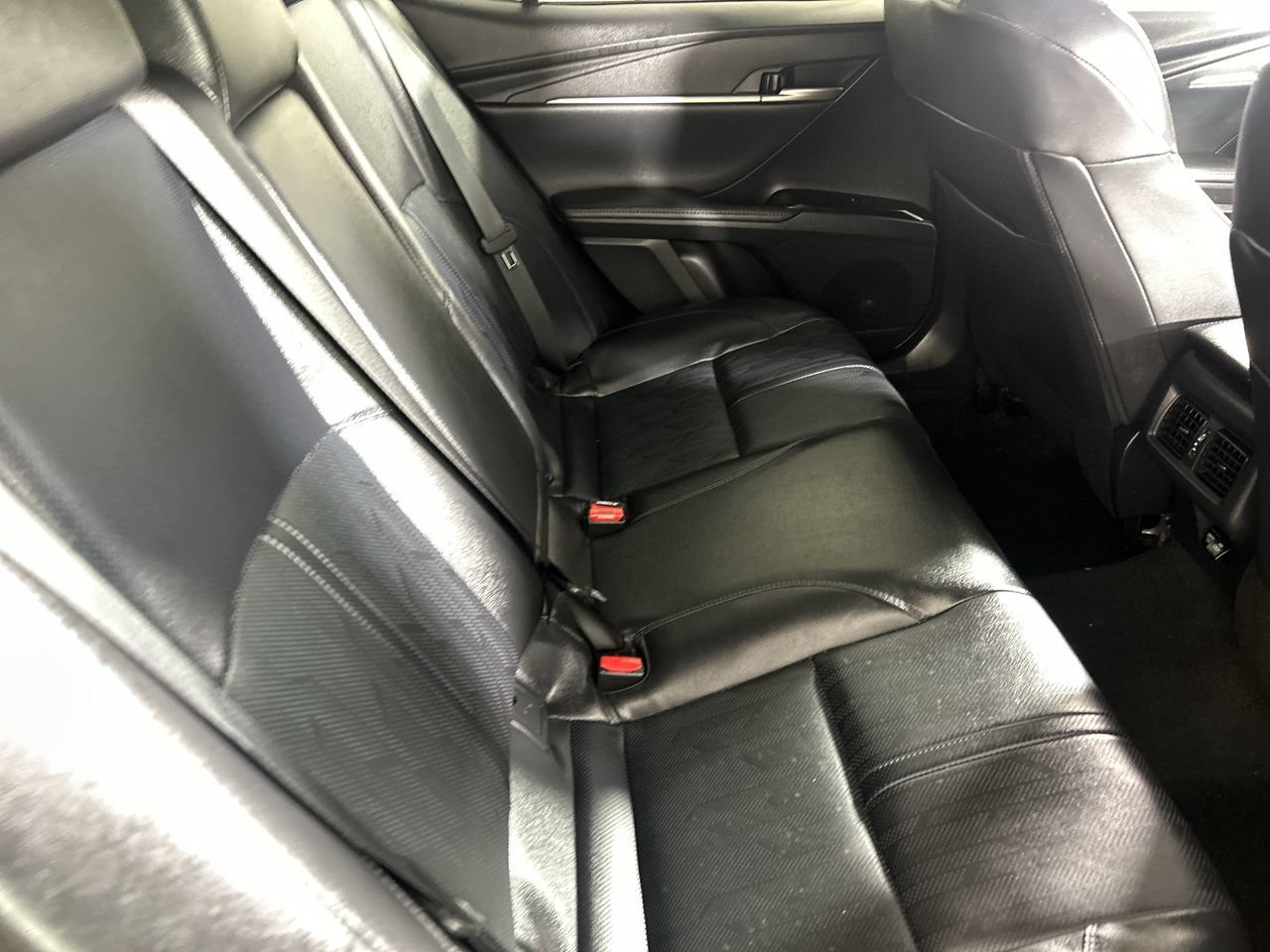 Used 2025 Toyota Camry XSE FWD image 25
