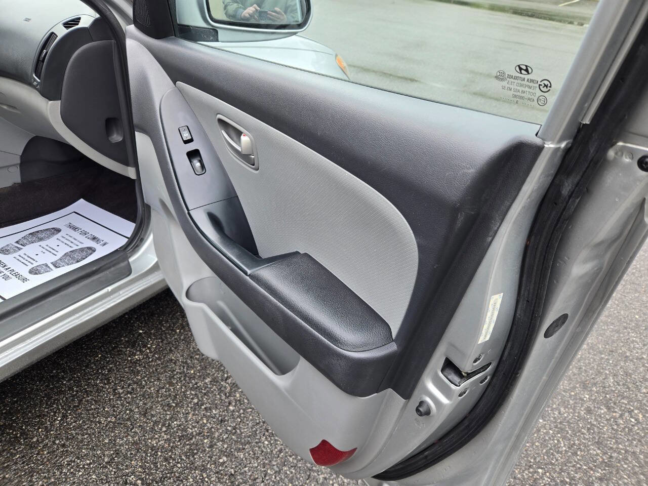 Used 2009 Hyundai Elantra GLS FWD image 24