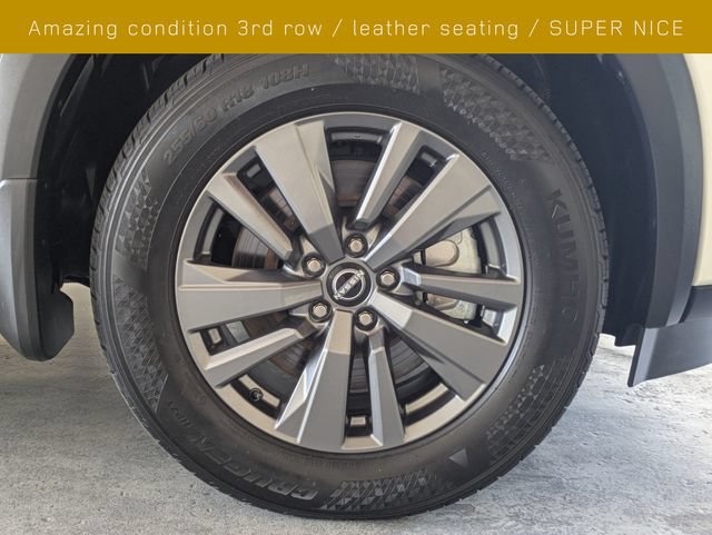 Used 2024 Nissan Pathfinder SV FWD image 11