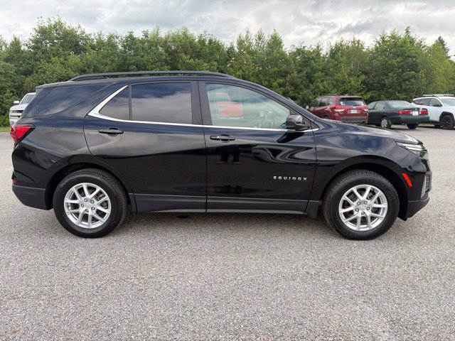 Used 2024 Chevrolet Equinox LT AWD/4WD image 9