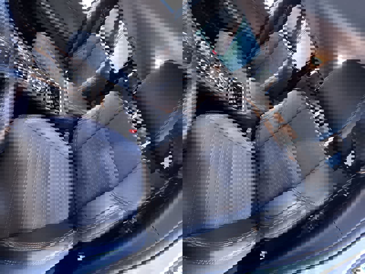 Used 2024 Mitsubishi Outlander SE image 14