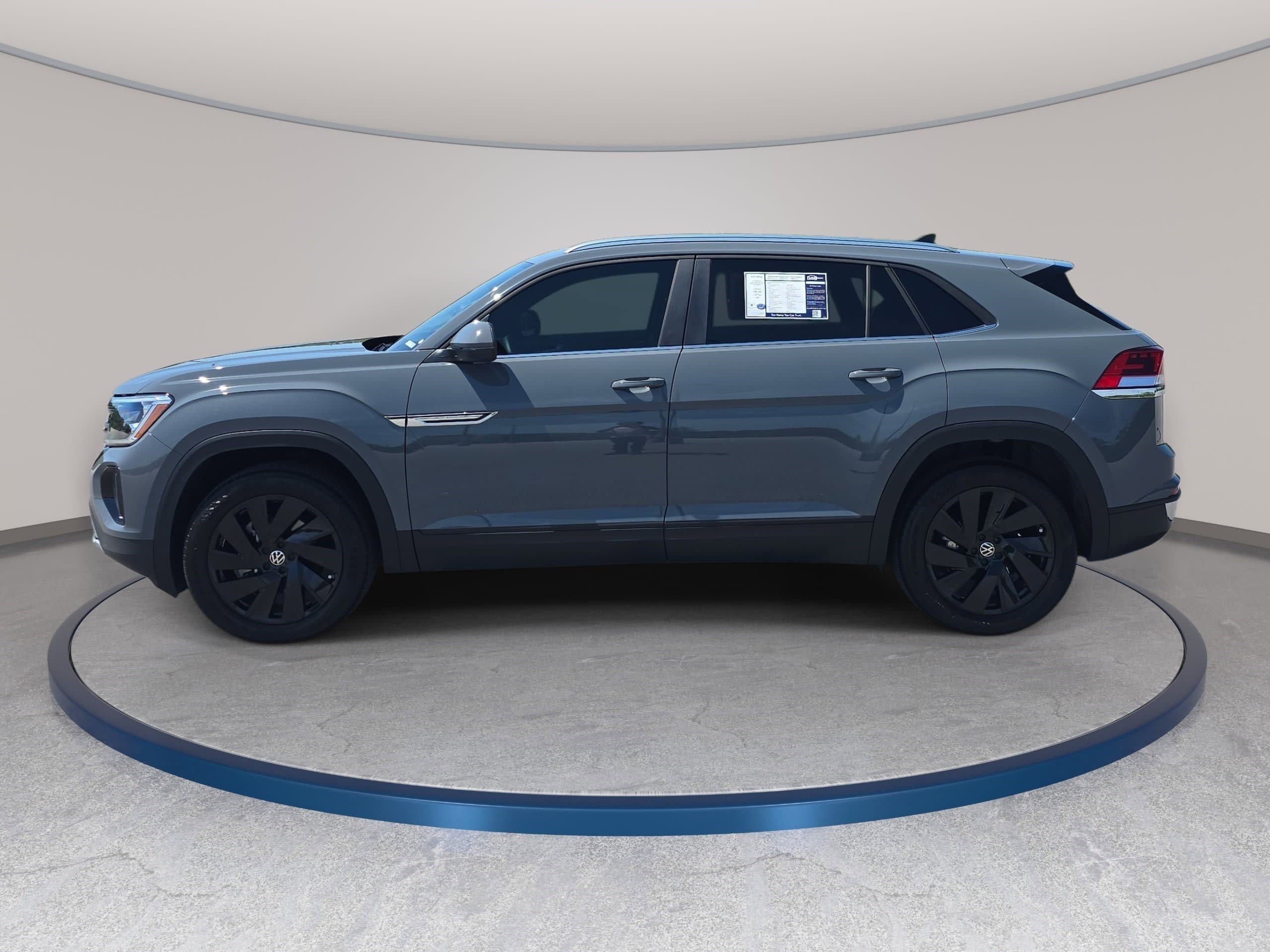 Used 2024 Volkswagen Atlas Cross Sport SE w/ Panoramic Sunroof Package image 7