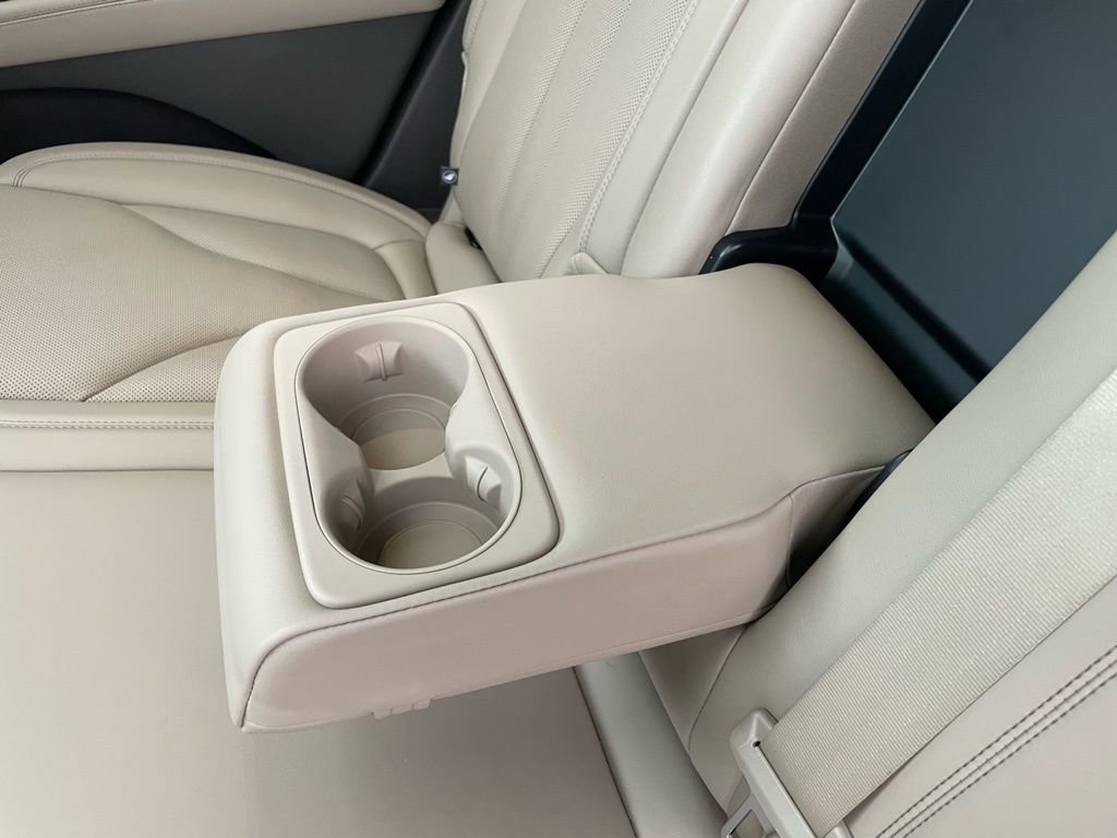 Used 2021 Lincoln Nautilus Reserve w/ Cargo Utility Package image 62