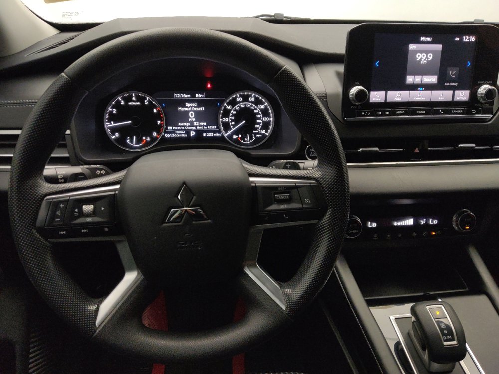 Used 2022 Mitsubishi Outlander ES FWD image 22
