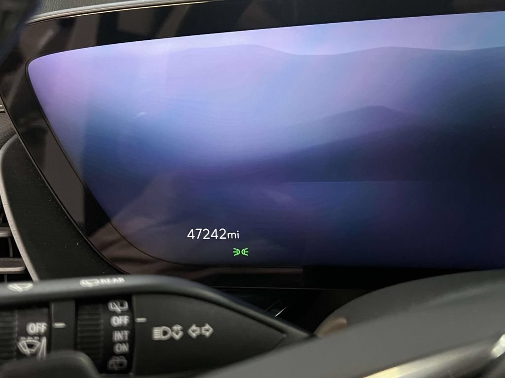 Used 2024 Buick Envision Preferred AWD/4WD image 18