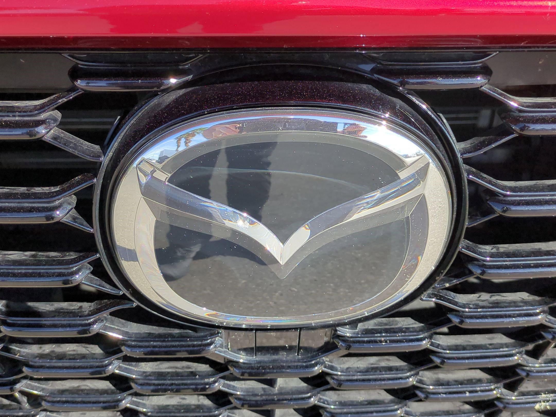 Certified 2025 MAZDA CX-70 3.3 Turbo w/ Preferred Package AWD/4WD image 13