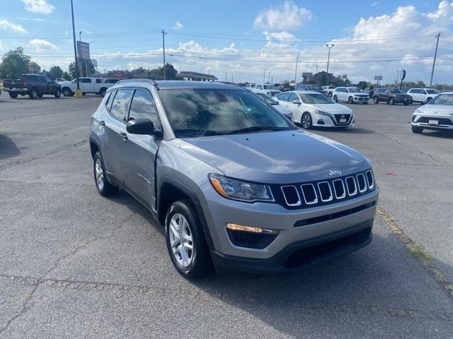 Used 2018 Jeep Compass Sport image 8