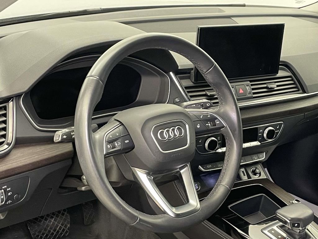 Certified 2022 Audi Q5 2.0T Premium Plus w/ Premium Plus Package image 4