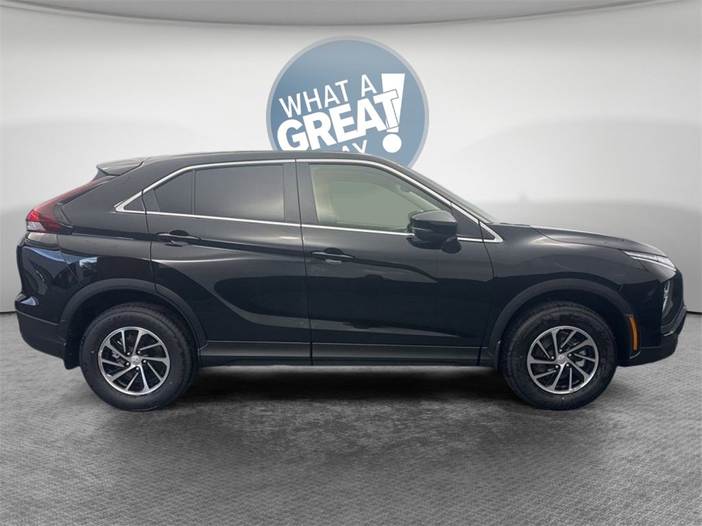 New 2026 Mitsubishi Eclipse Cross ES image 2