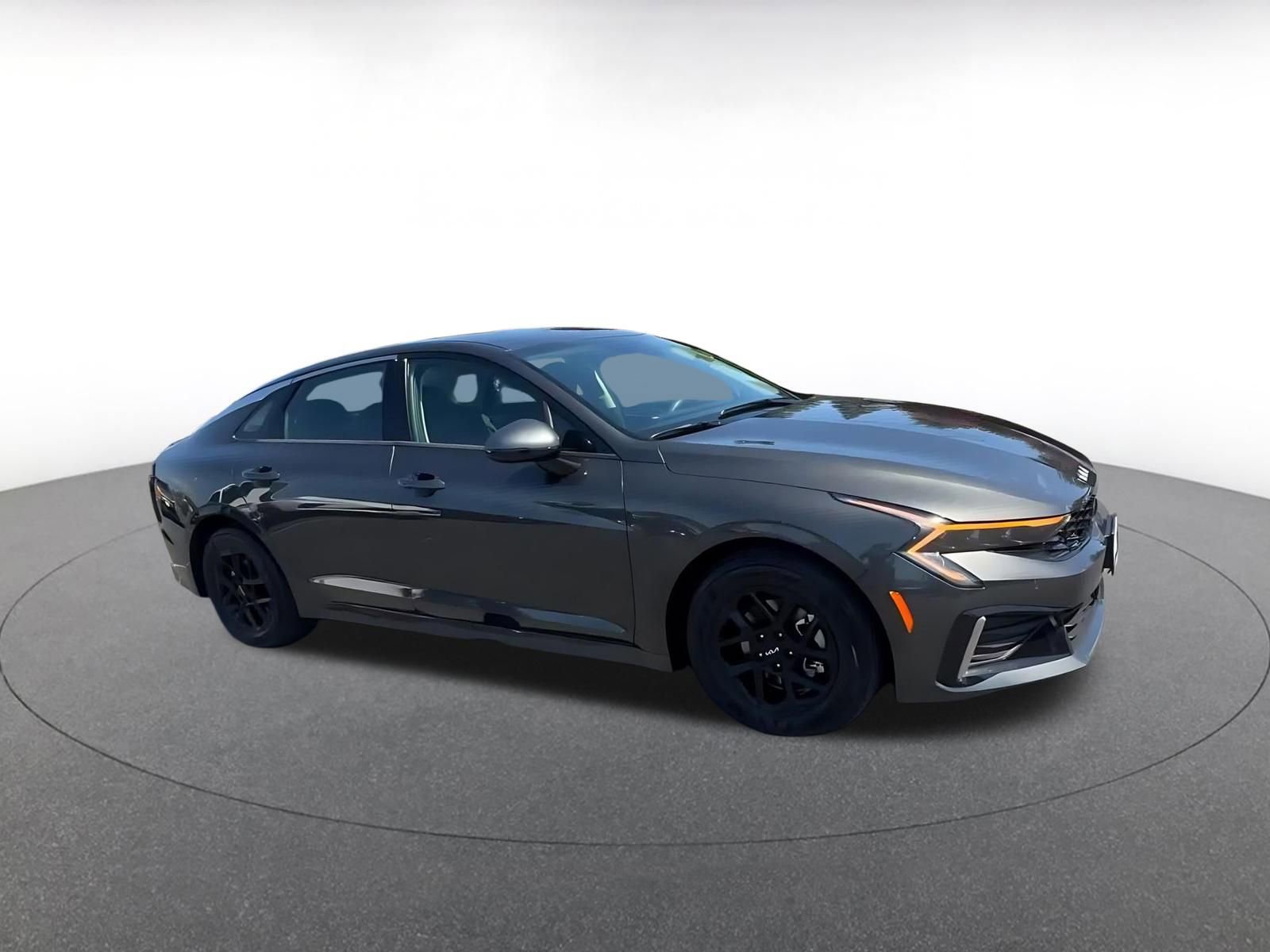 Used 2025 Kia K5 LXS image 2
