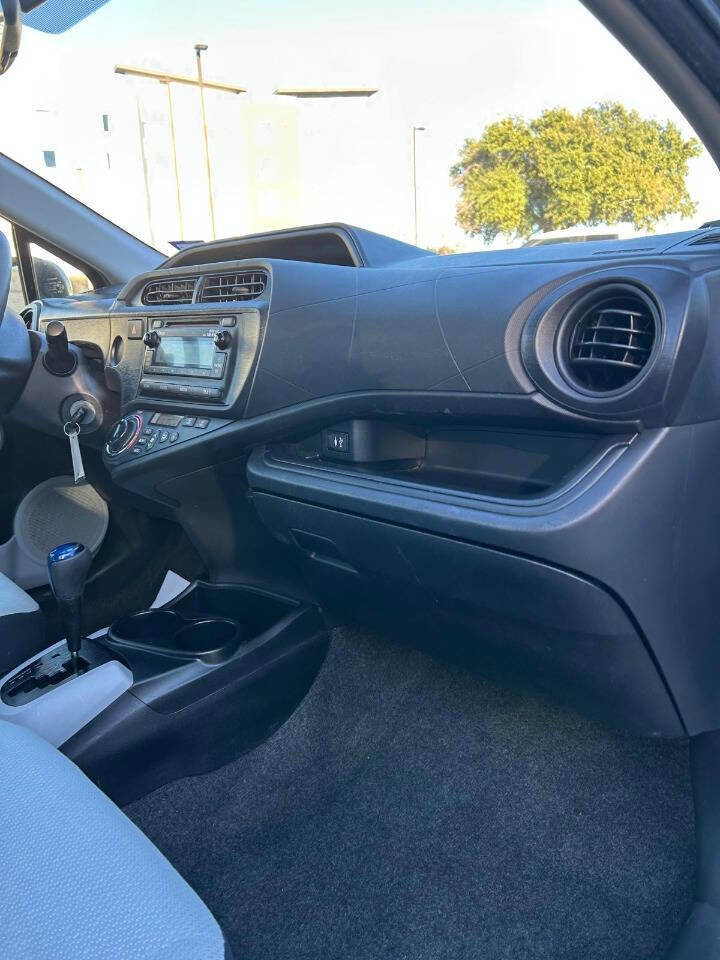 Used 2012 Toyota Prius C One image 44