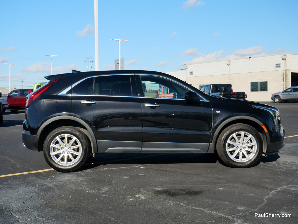 Used 2023 Cadillac XT4 Luxury w/ Driver Awareness Package AWD/4WD image 12