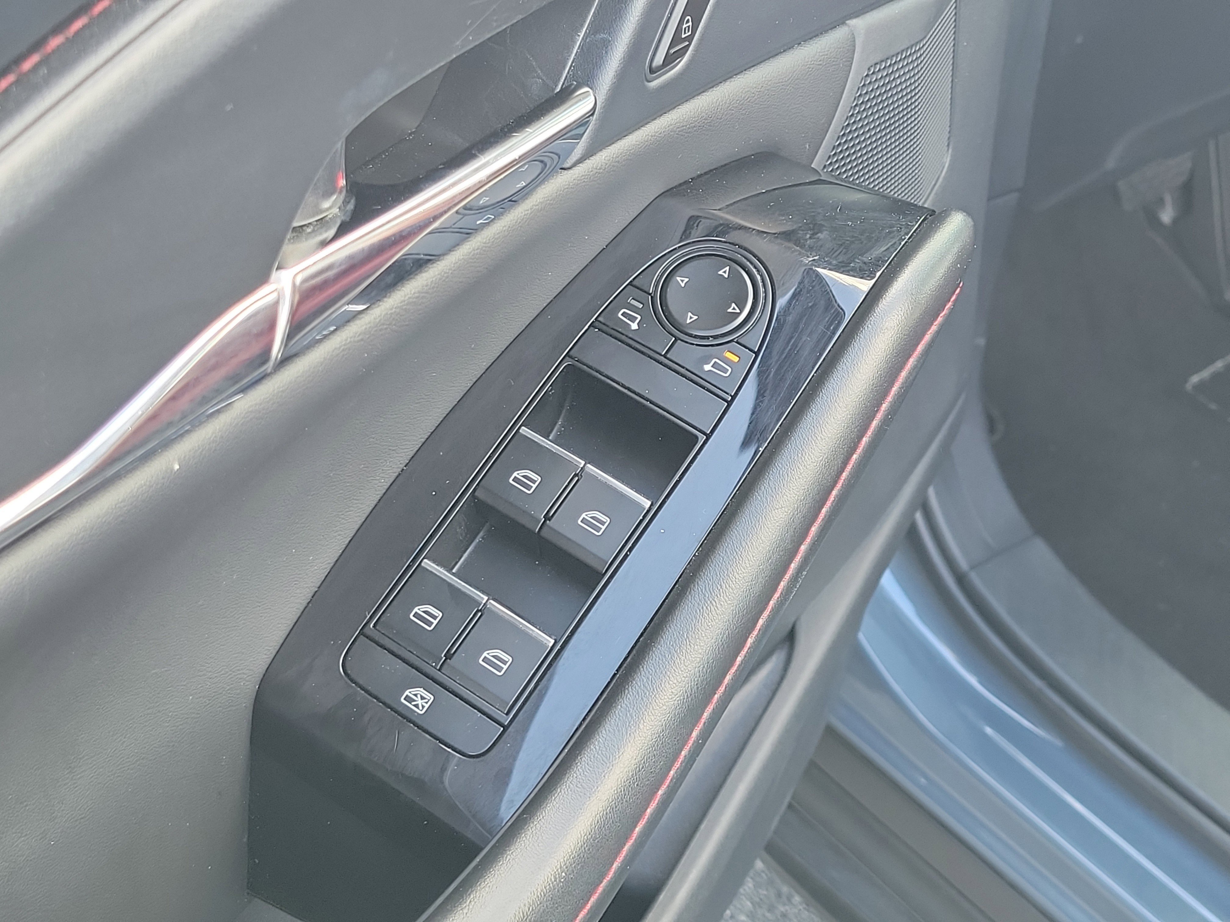 Used 2025 MAZDA CX-30 AWD 2.5 S w/ Preferred Package image 21