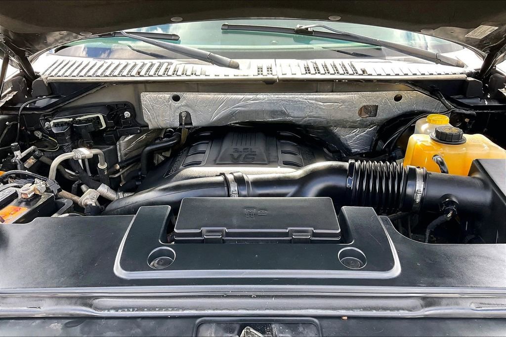 Used 2017 Ford Expedition EL XLT image 31