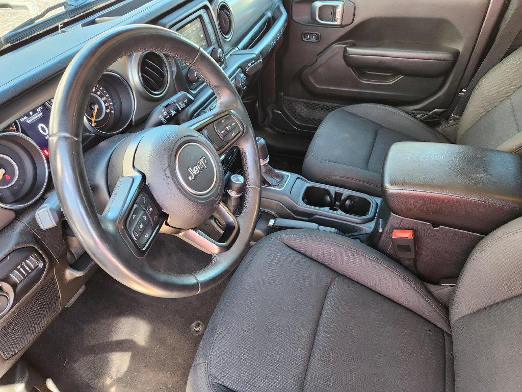 Used 2019 Jeep Wrangler Sport AWD/4WD image 7