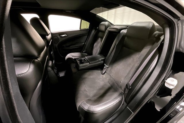 Used 2022 Dodge Charger R/T w/ Plus Group RWD image 26