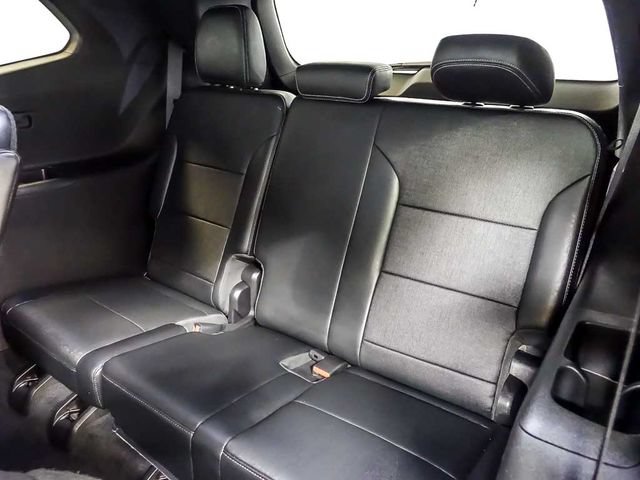 Used 2025 Buick Enclave Preferred AWD/4WD image 16