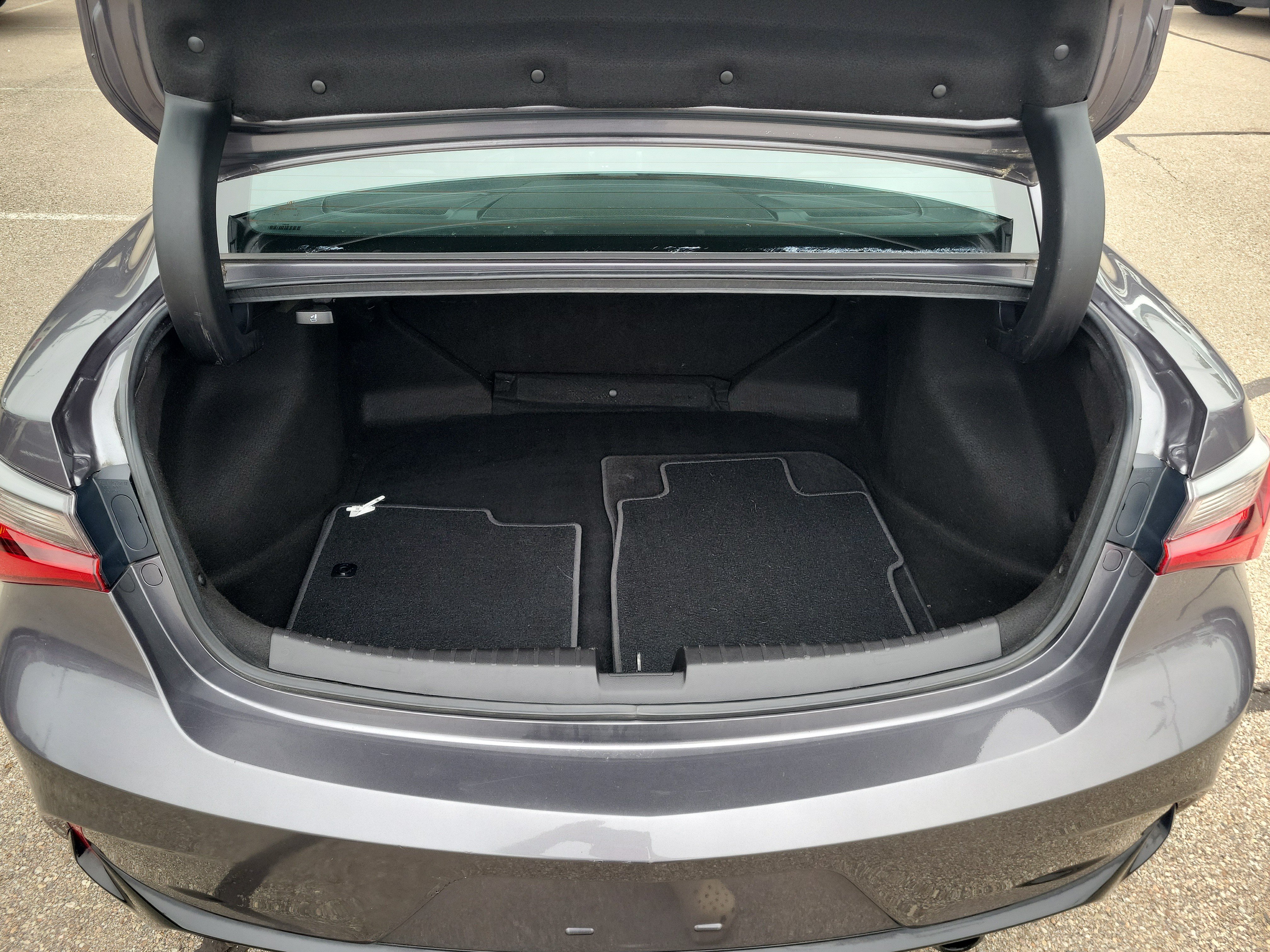 Used 2022 Acura ILX w/ Premium & A-SPEC Package FWD image 7