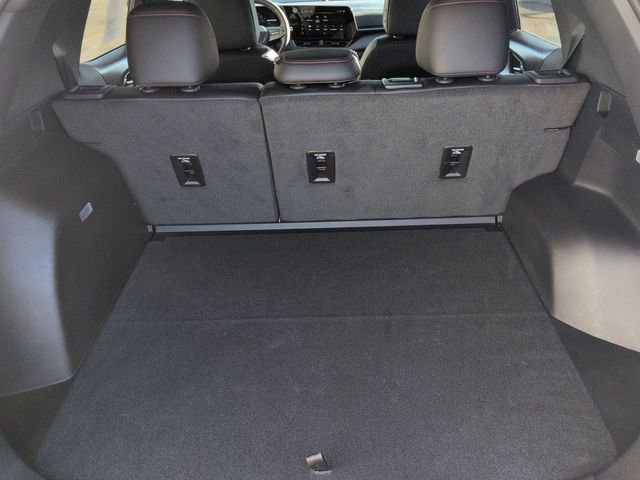 Used 2025 Chevrolet Equinox RS w/ Convenience Package III image 27