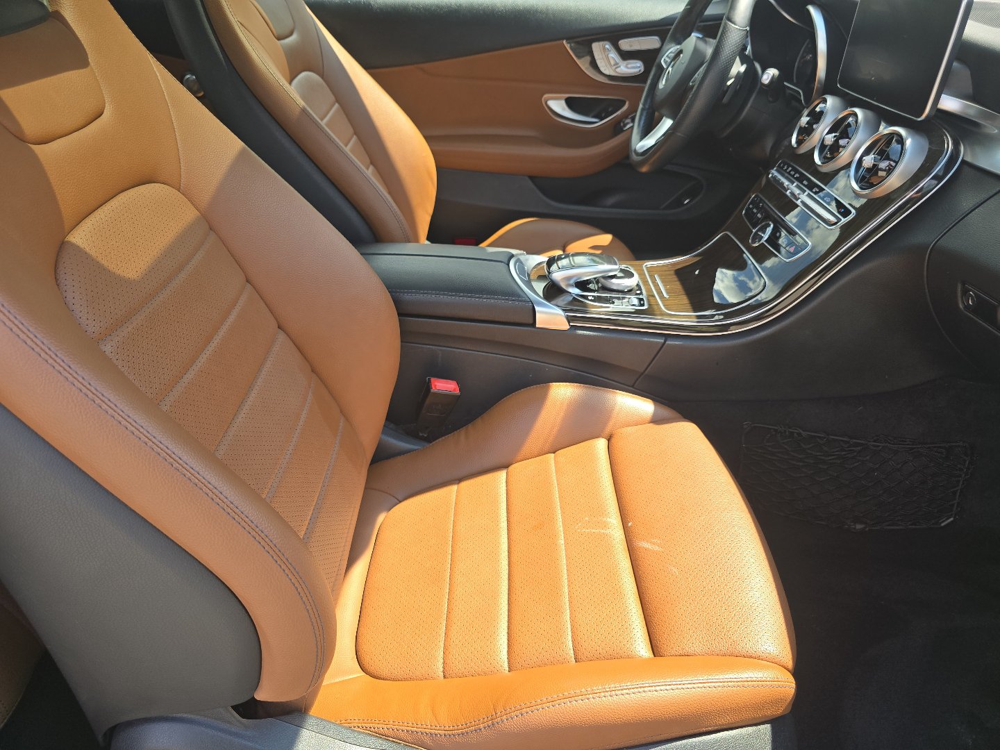 Used 2018 Mercedes-Benz C 300 4MATIC Coupe image 22