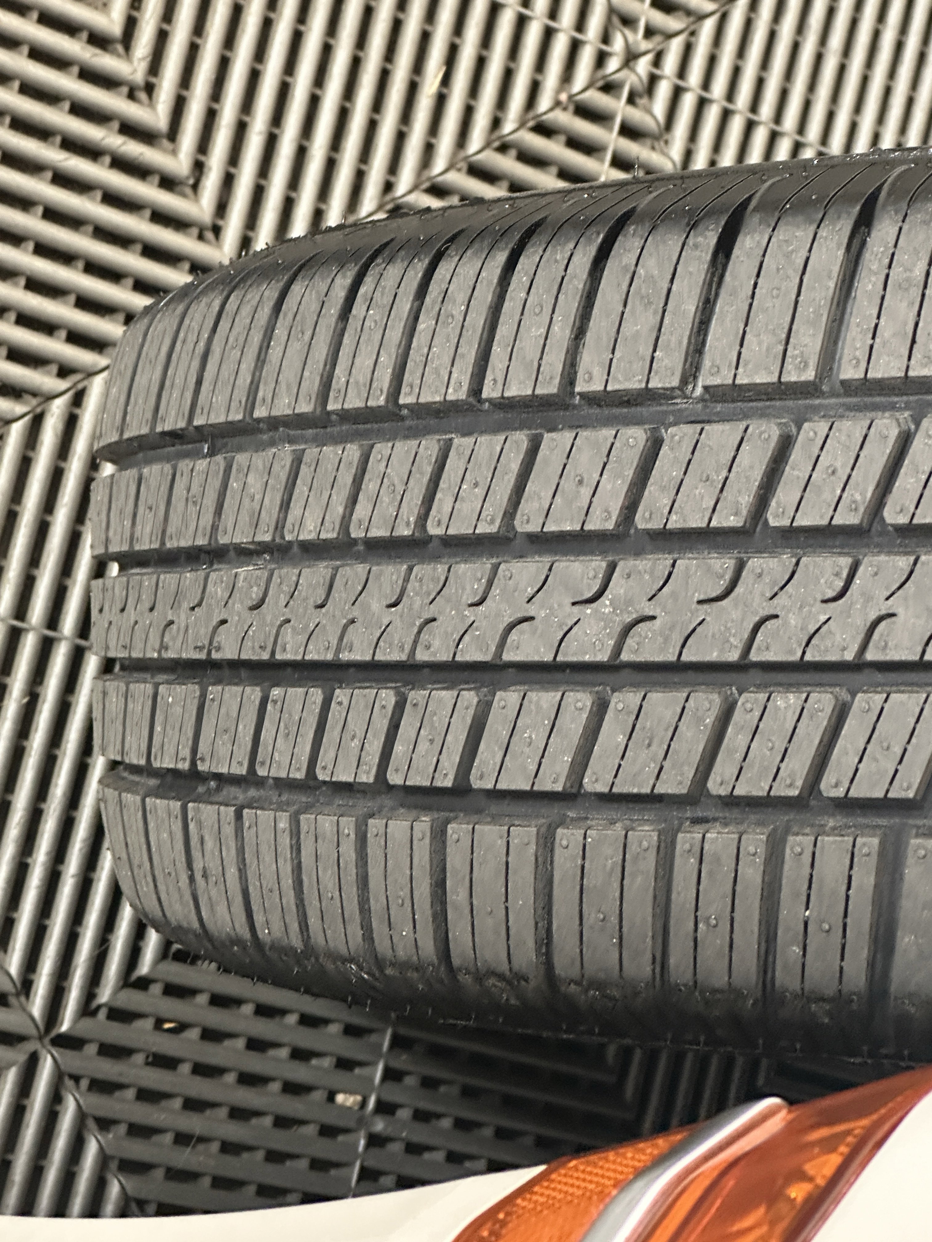 Used 2004 Mitsubishi Diamante LS image 15