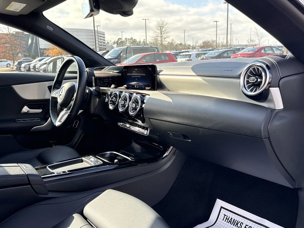 Used 2025 Mercedes-Benz CLA 250 image 20