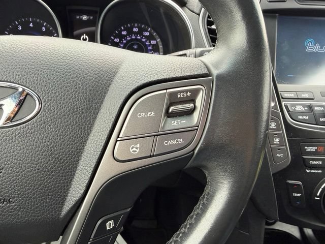 Used 2015 Hyundai Santa Fe Limited w/ Option Group 04 AWD/4WD image 24
