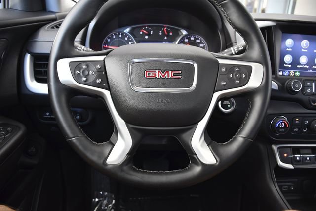 Used 2023 GMC Terrain SLT w/ Tech Package FWD image 7