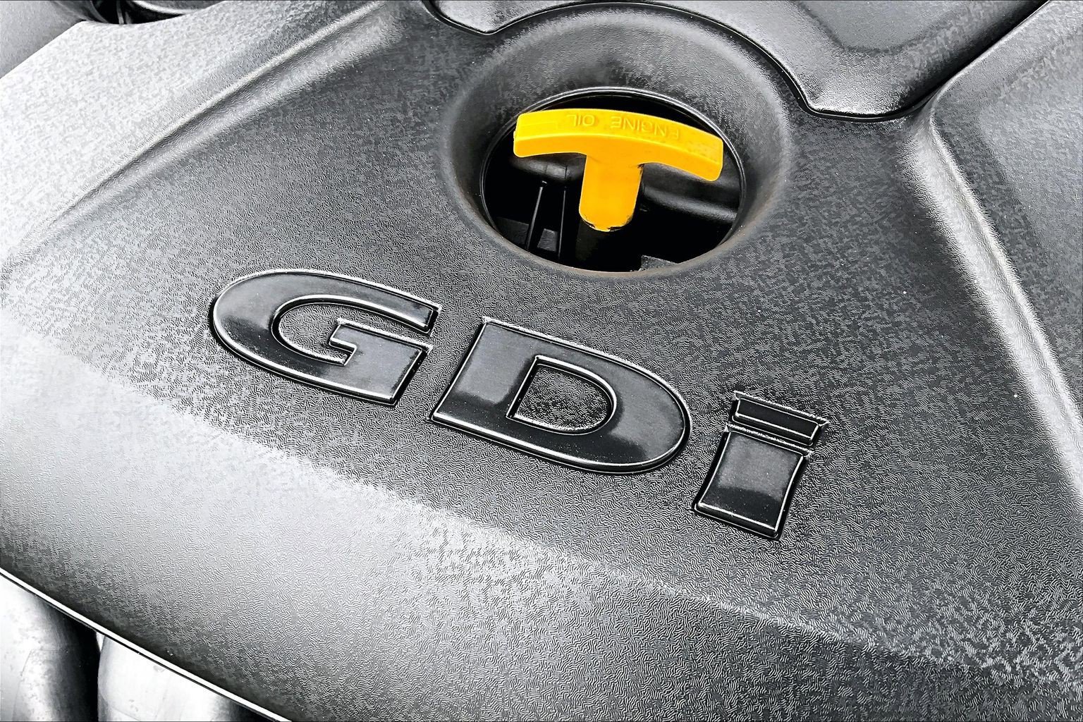 Used 2018 Hyundai Elantra GT FWD image 31