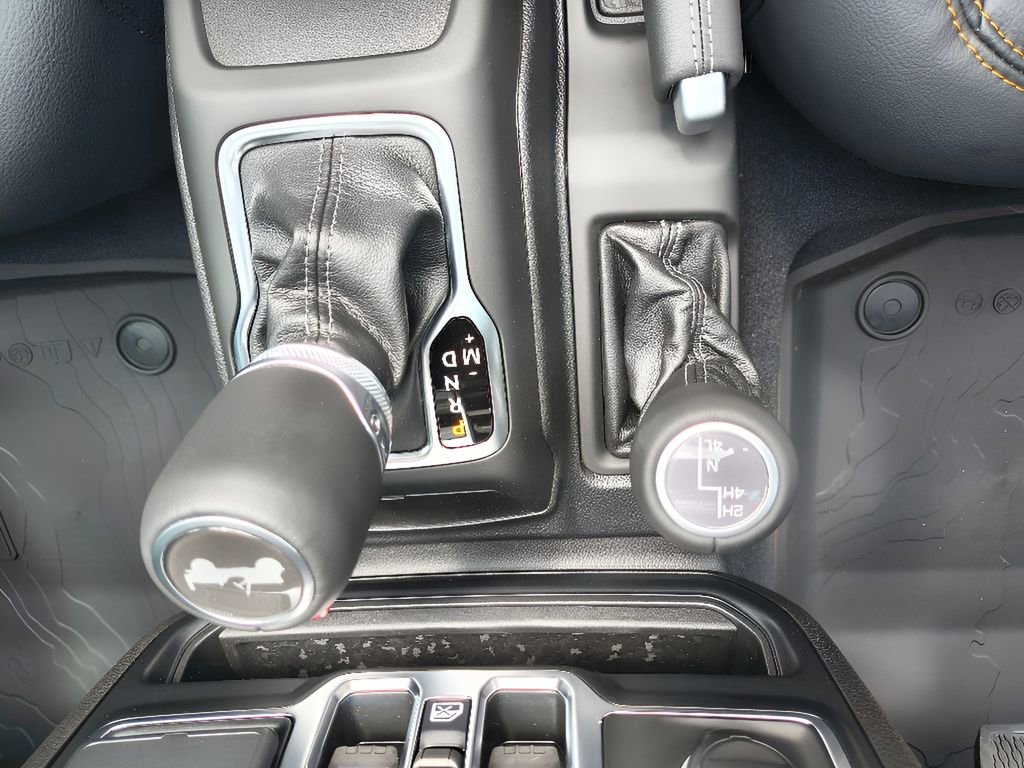 New 2025 Jeep Wrangler Sahara image 22