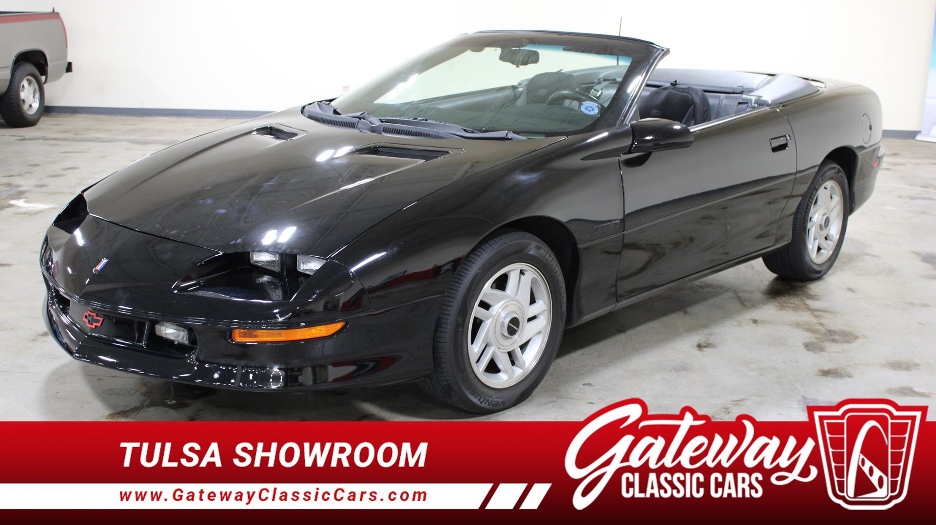 Used 1995 Chevrolet Camaro Z28 RWD image 1