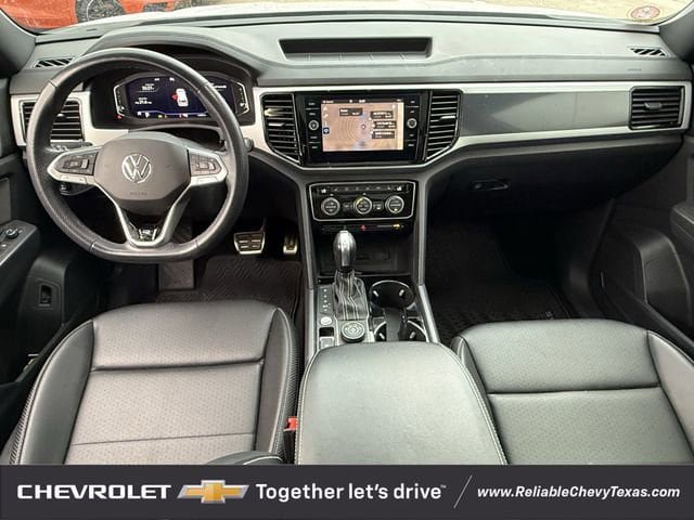 Used 2023 Volkswagen Atlas Cross Sport SEL R-Line AWD/4WD image 11