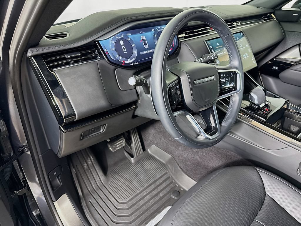 Used 2024 Land Rover Range Rover Sport SE AWD/4WD image 9