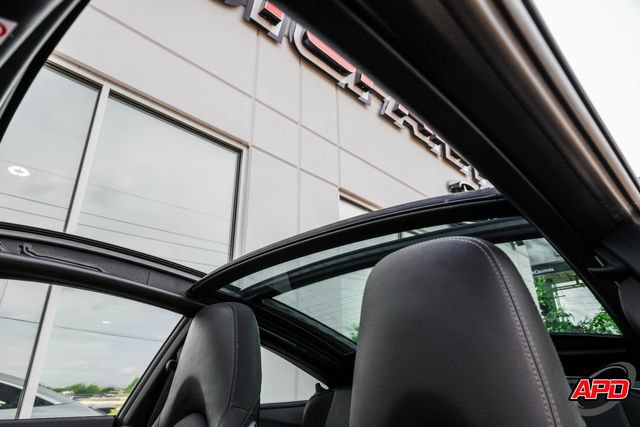 Used 2009 Porsche 911 Targa 4 AWD/4WD image 5