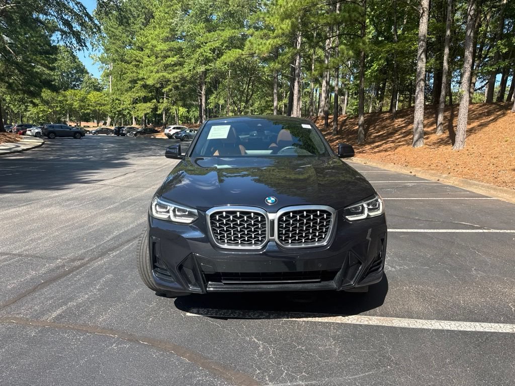 Used 2023 BMW X4 xDrive30i w/ M Sport Package AWD/4WD image 2