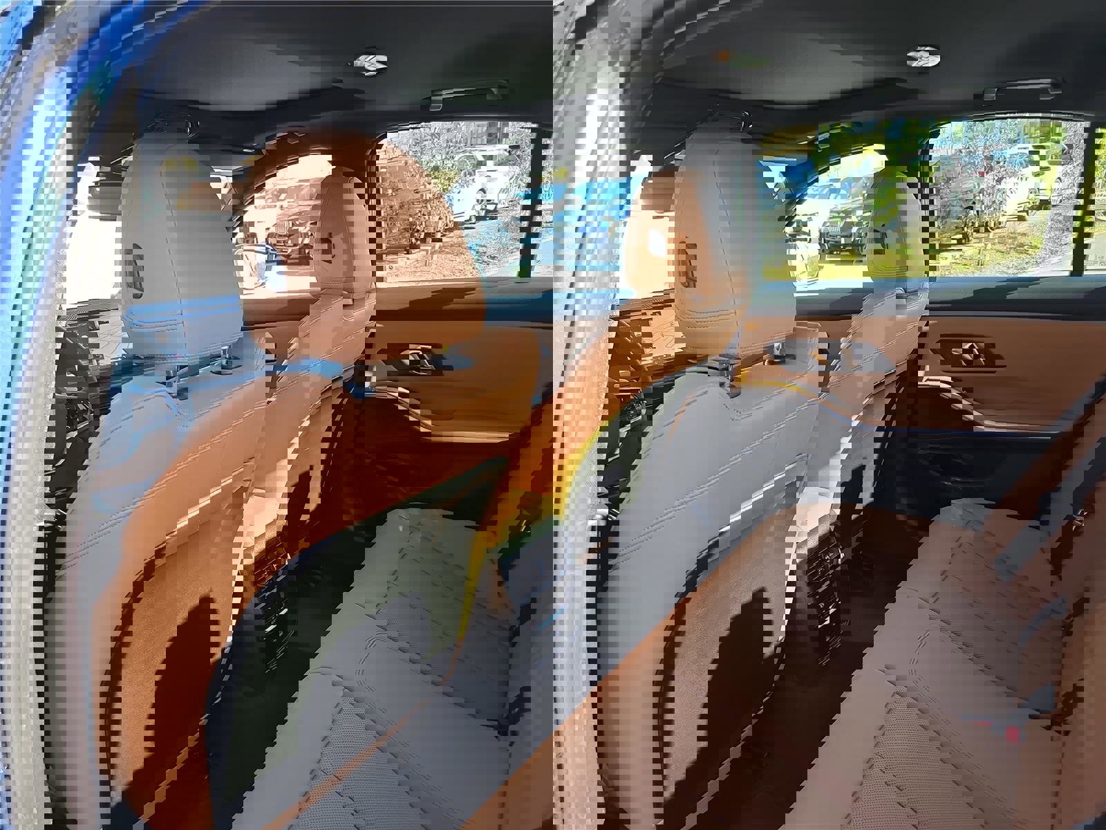 Certified 2025 BMW 330i xDrive Sedan w/ Premium Package image 16