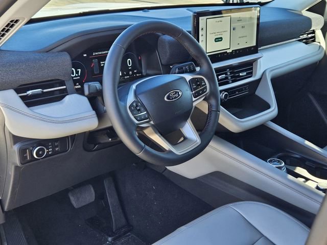 New 2026 Ford Explorer Active w/ Active Comfort Package image 24