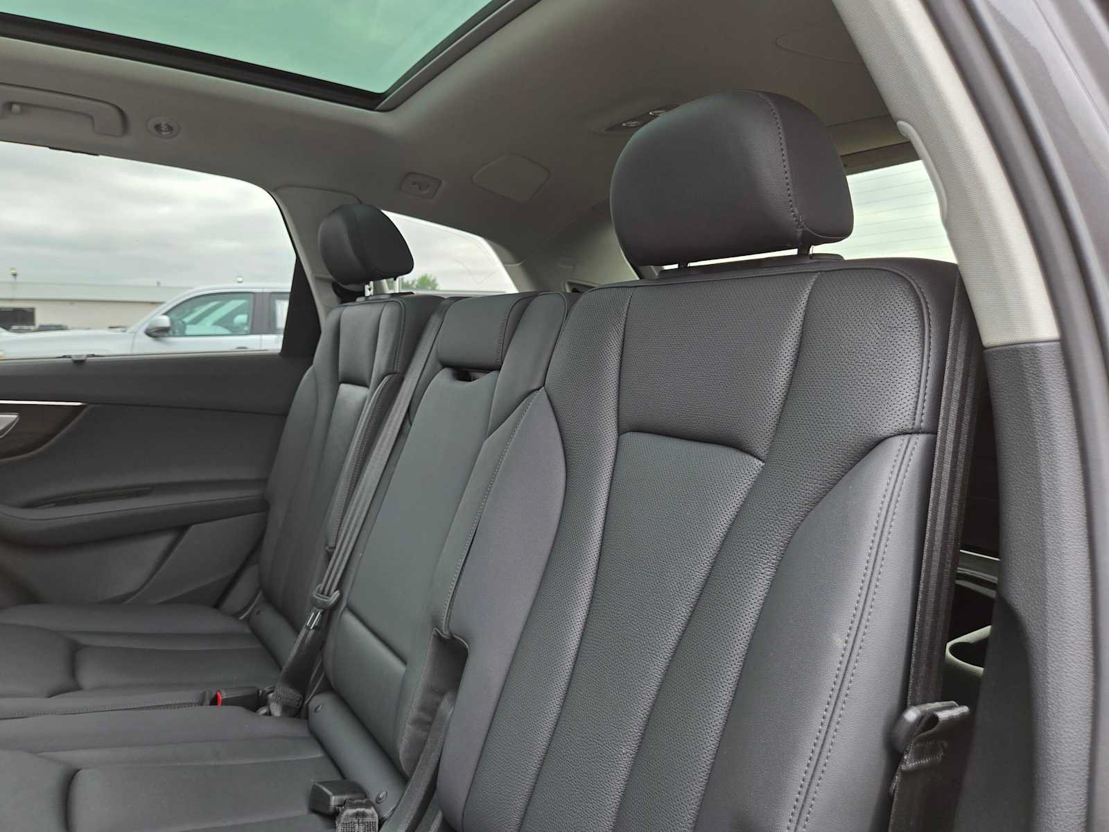 Used 2023 Audi Q7 2.0T Premium Plus w/ Premium Plus Package AWD/4WD image 19