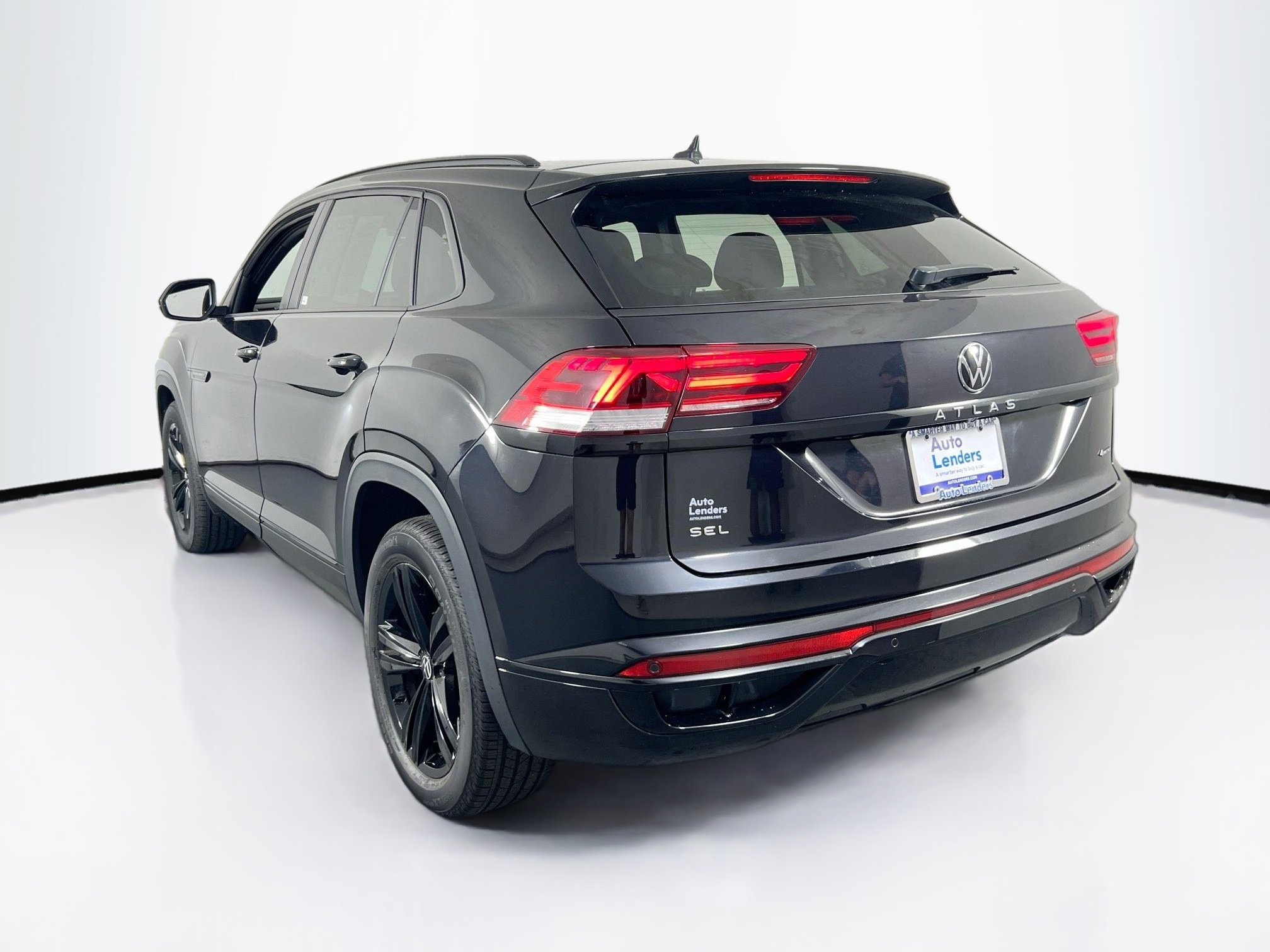 Used 2023 Volkswagen Atlas Cross Sport SEL R-Line image 7