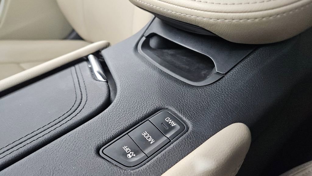 Used 2019 Cadillac XT5 Premium Luxury w/ Driver Assist Package image 27