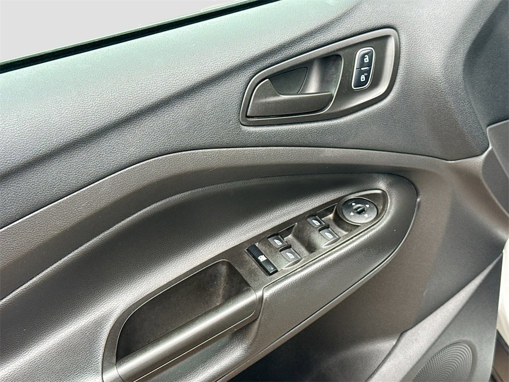 Used 2017 Ford Escape S image 17