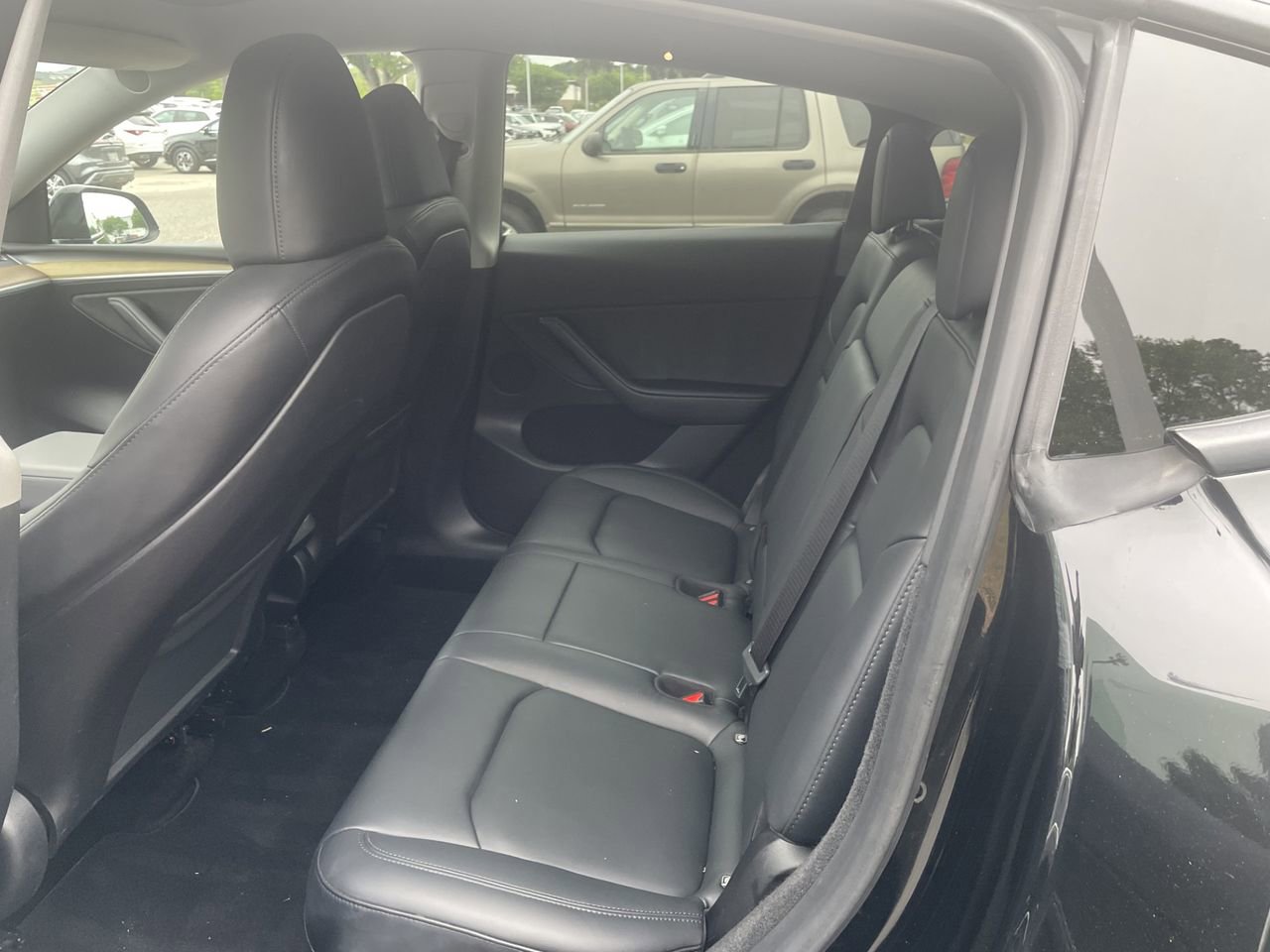 Used 2023 Tesla Model Y Long Range AWD/4WD image 15
