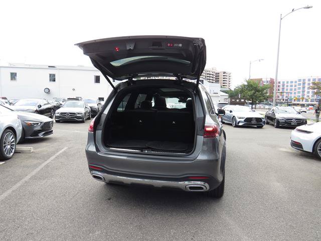 Used 2025 Mercedes-Benz GLS 450 4MATIC image 36