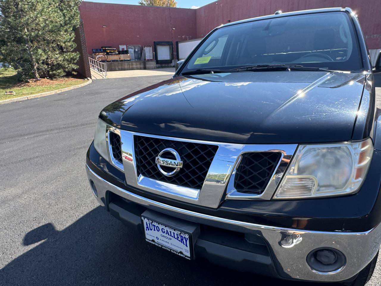 Used 2011 Nissan Frontier SV w/ SV Premium Utility Pkg AWD/4WD image 21