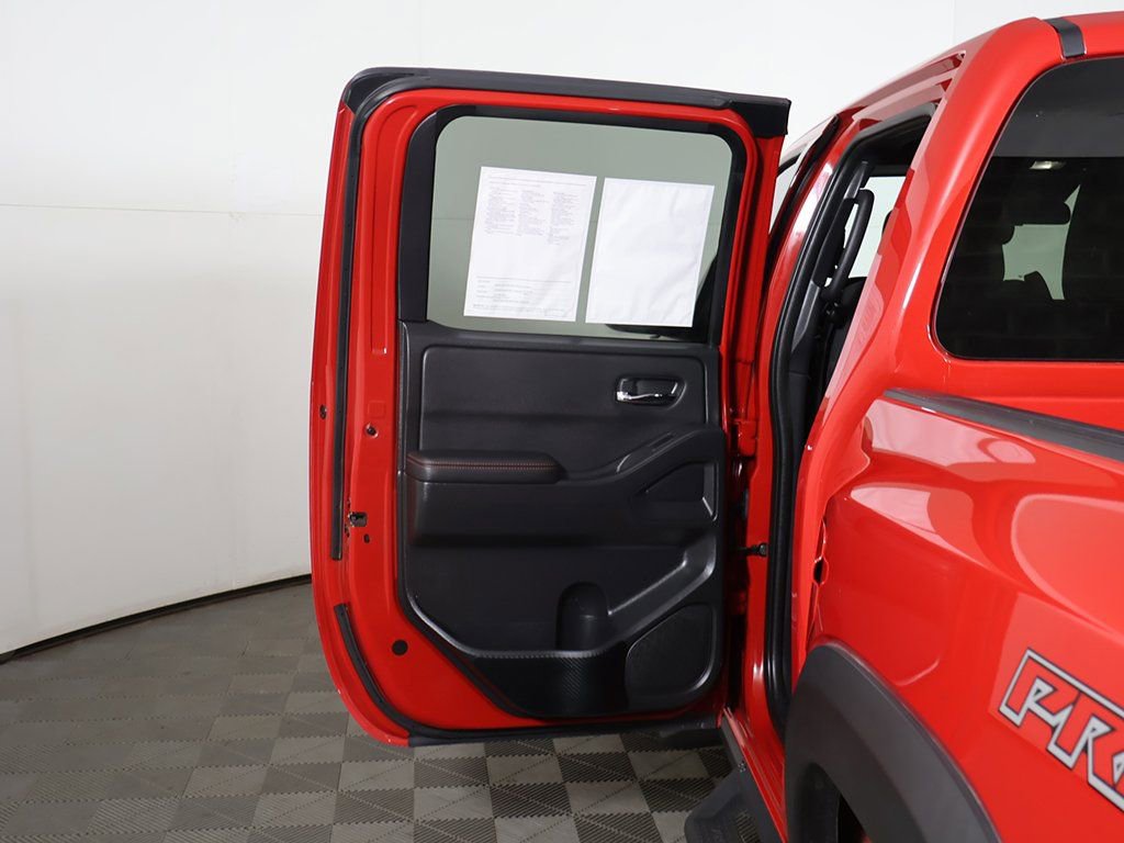 Used 2024 Nissan Frontier PRO-4X w/ Off-Road Protection Package image 18