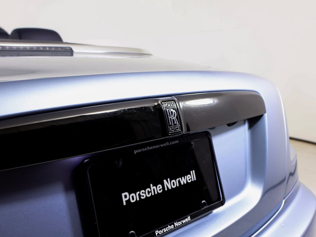 Used 2018 Rolls-Royce Dawn RWD image 16