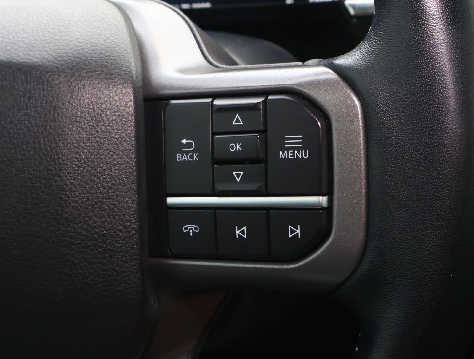 Used 2021 Ford F150 Lariat w/ Max Trailer Tow Package image 25