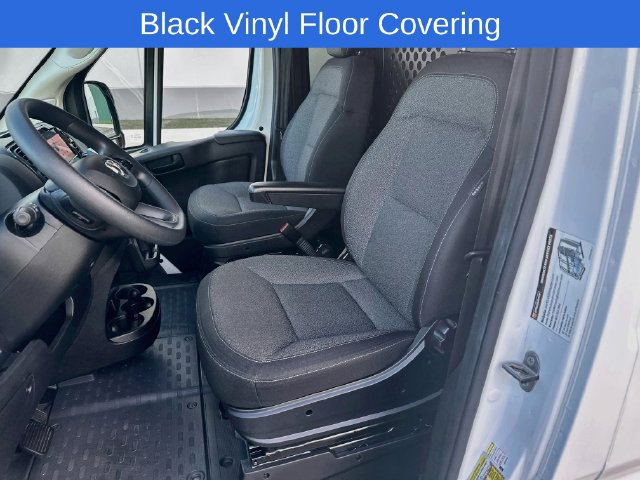 Used 2025 RAM ProMaster 2500 w/ U-Haul Equipment Group FWD image 17