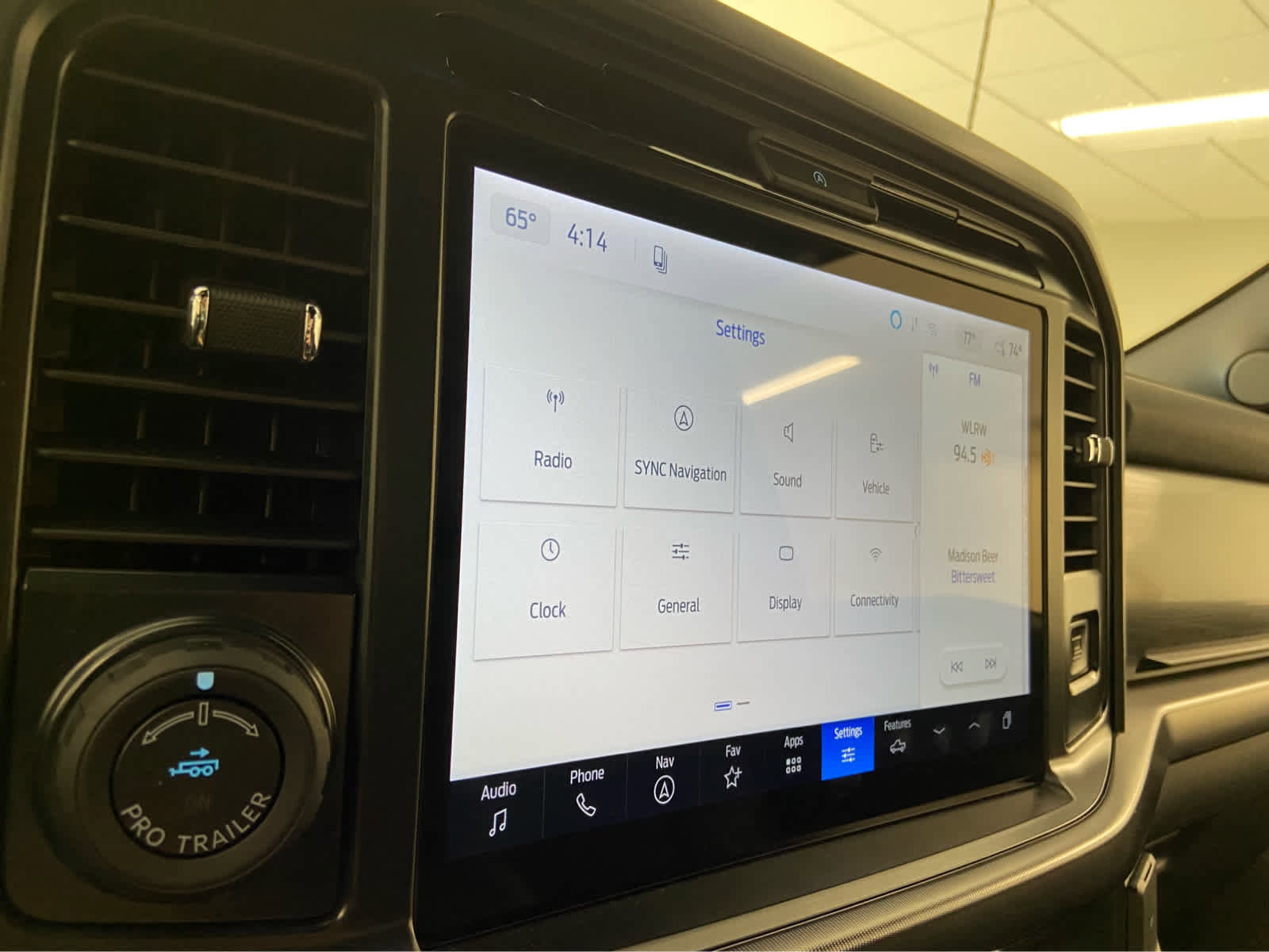 Used 2026 Ford F150 Lariat RWD image 29